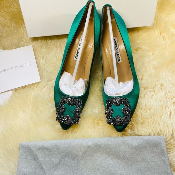 New authentic Manolo Blahnik hangisi heels 105mm - Picture 9 of 15